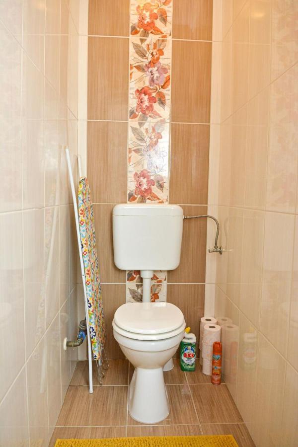 Unicum Apartman ไฮจ์ดุสโซบอสโล ภายนอก รูปภาพ