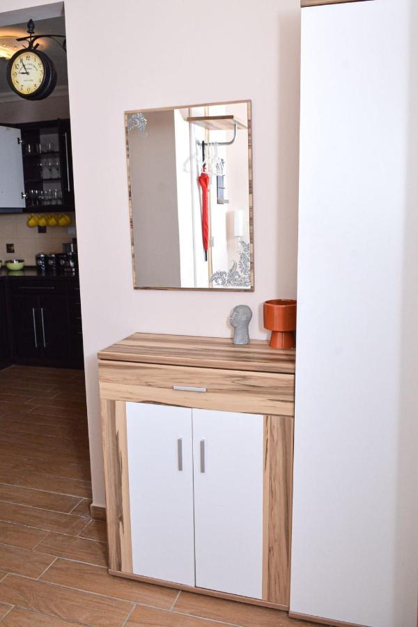 Unicum Apartman ไฮจ์ดุสโซบอสโล ภายนอก รูปภาพ
